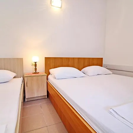 Neven Apartamento Drače