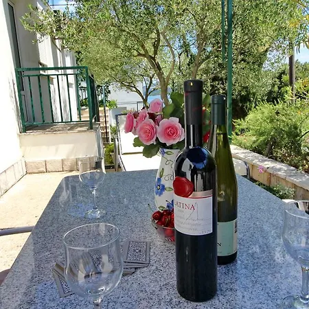 Apartamento Neven Drače