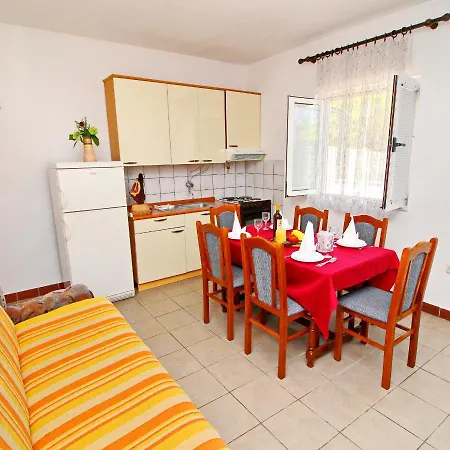 Apartamento Neven *
